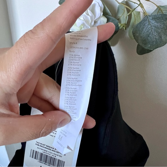 NWT Fabletics Leggings - Picture 10 of 10